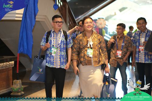 Race photo from Telin Batic 2024 Photo Search