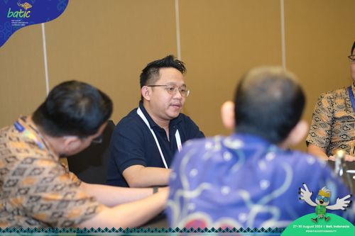 Race photo from Telin Batic 2024 Photo Search