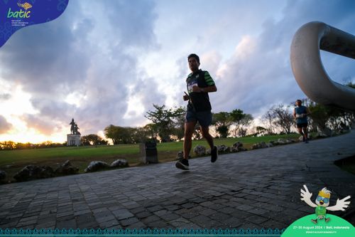 Race photo from Telin Batic 2024 Photo Search
