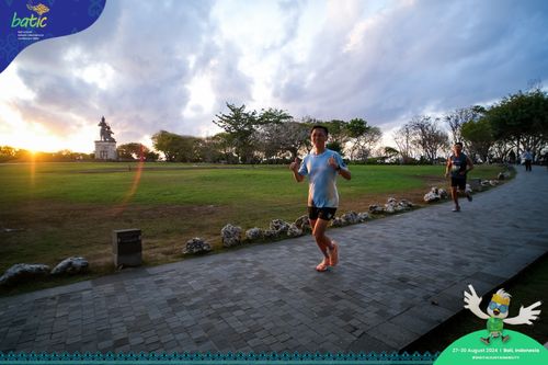 Race photo from Telin Batic 2024 Photo Search