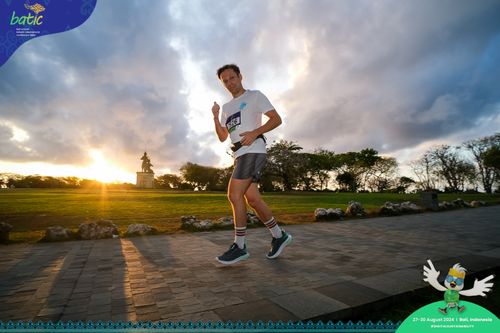 Race photo from Telin Batic 2024 Photo Search