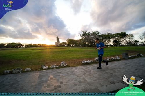 Race photo from Telin Batic 2024 Photo Search