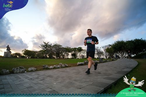 Race photo from Telin Batic 2024 Photo Search