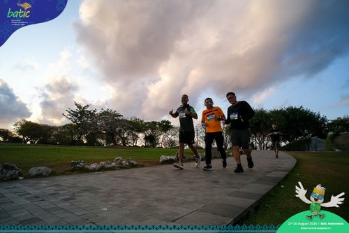 Race photo from Telin Batic 2024 Photo Search