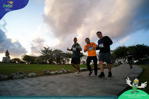 Race photo from Telin Batic 2024 Photo Search