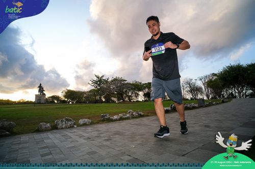 Race photo from Telin Batic 2024 Photo Search