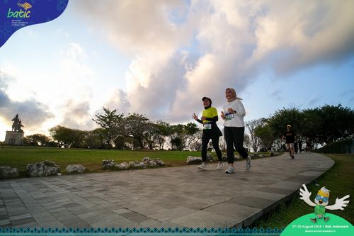 Race photo from Telin Batic 2024 Photo Search