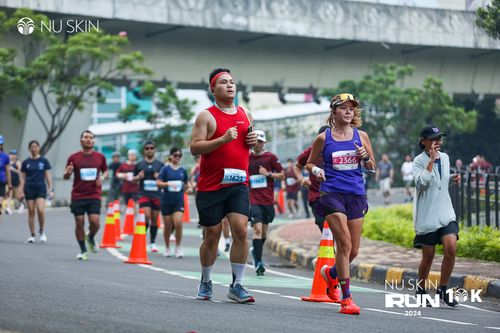 Race photo from Nu Skin Run 10K