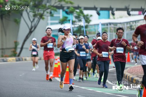Race photo from Nu Skin Run 10K