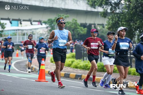 Race photo from Nu Skin Run 10K