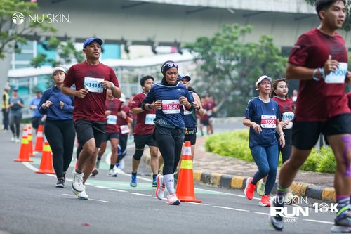 Race photo from Nu Skin Run 10K