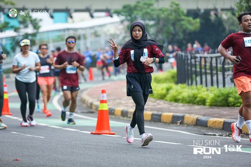 Race photo from Nu Skin Run 10K