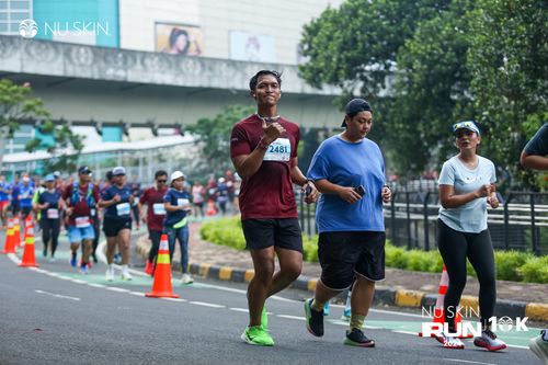 Race photo from Nu Skin Run 10K