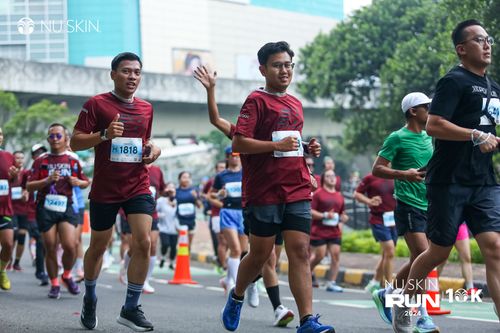 Race photo from Nu Skin Run 10K