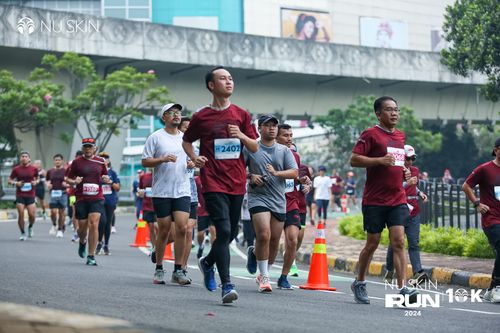 Race photo from Nu Skin Run 10K