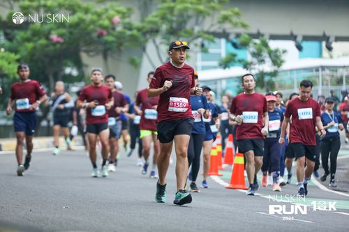 Race photo from Nu Skin Run 10K