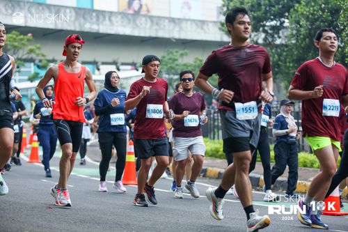 Race photo from Nu Skin Run 10K