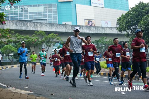 Race photo from Nu Skin Run 10K