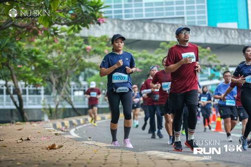 Race photo from Nu Skin Run 10K