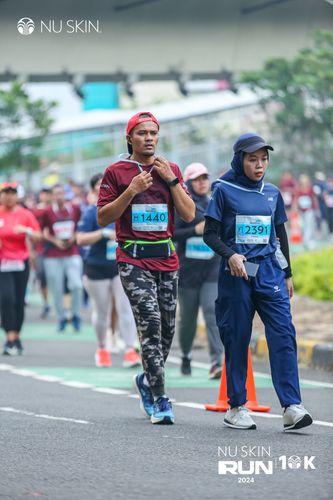 Race photo from Nu Skin Run 10K
