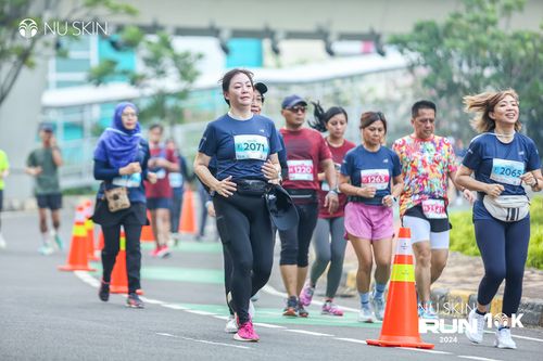 Race photo from Nu Skin Run 10K