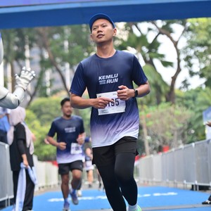 Race photo from KEMLU RUN 2026