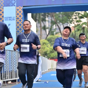 Race photo from KEMLU RUN 2026