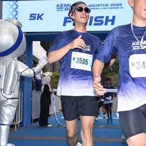 Race photo from KEMLU RUN 2026
