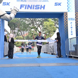 Race photo from KEMLU RUN 2026