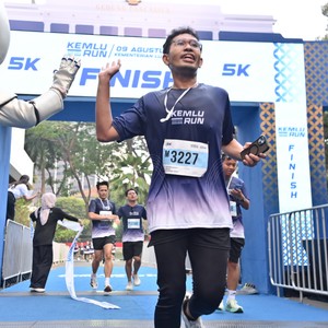 Race photo from KEMLU RUN 2026