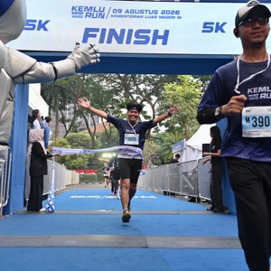Race photo from KEMLU RUN 2026