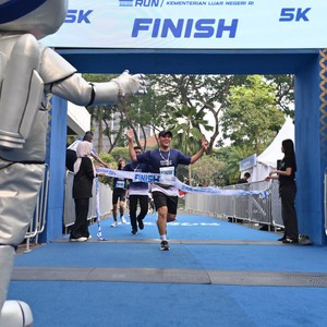 Race photo from KEMLU RUN 2026