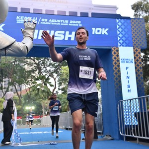 Race photo from KEMLU RUN 2026