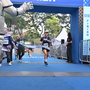 Race photo from KEMLU RUN 2026