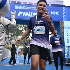 Race photo from KEMLU RUN 2026