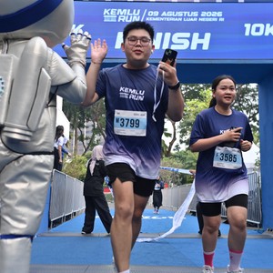 Race photo from KEMLU RUN 2026