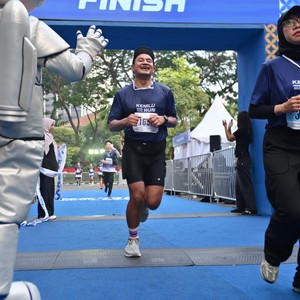 Race photo from KEMLU RUN 2026