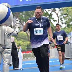 Race photo from KEMLU RUN 2026