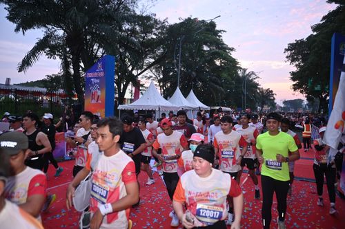 Race photo from NOTARACE 2025