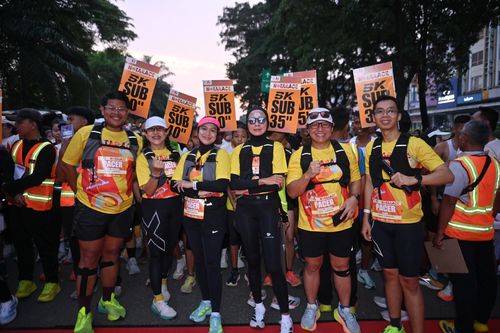 Race photo from NOTARACE 2025