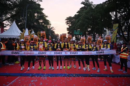 Race photo from NOTARACE 2025