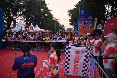 Race photo from NOTARACE 2025