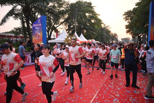 Race photo from NOTARACE 2025