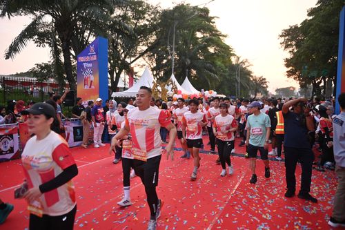 Race photo from NOTARACE 2025