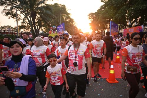 Race photo from NOTARACE 2025