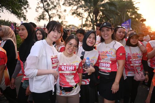 Race photo from NOTARACE 2025