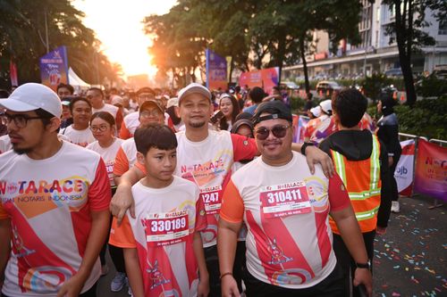 Race photo from NOTARACE 2025