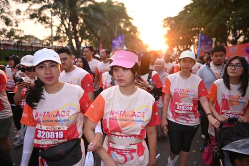 Race photo from NOTARACE 2025