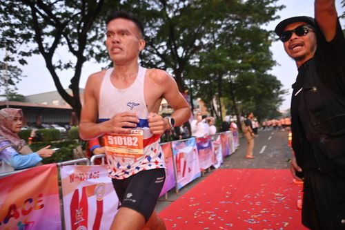 Race photo from NOTARACE 2025