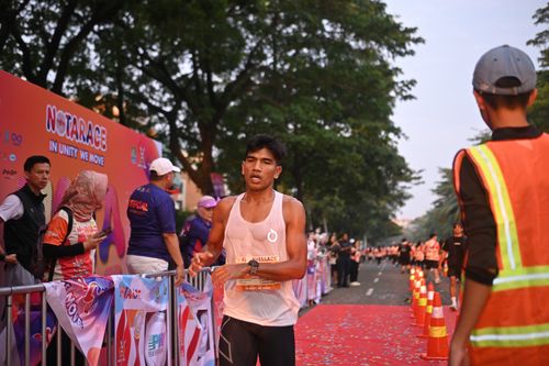 Race photo from NOTARACE 2025